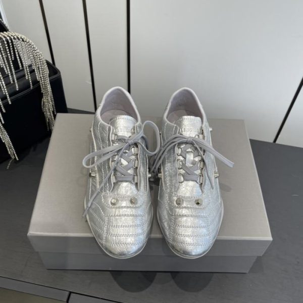 repliche,replica,perfette,siti di,affidabili,migliori siti,dove comprare,1:1,scarpe da ginnastica La nuova scarpa sportiva retrò tedesca da allenamento di Balenciaga (EG0V6)