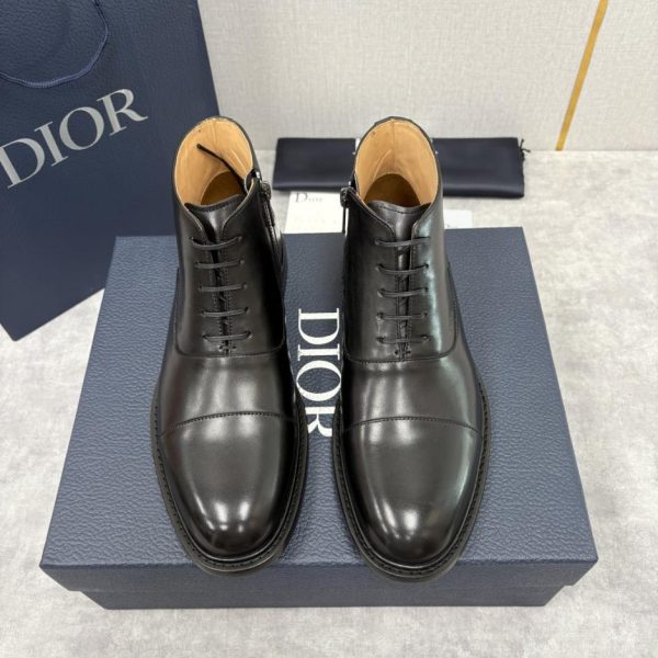 repliche,replica,perfette,siti di,affidabili,migliori siti,dove comprare,1:1,scarpe da ginnastica Stivaletti patchwork da uomo Dior, stivali in pelle a taglio medio (D58LN)