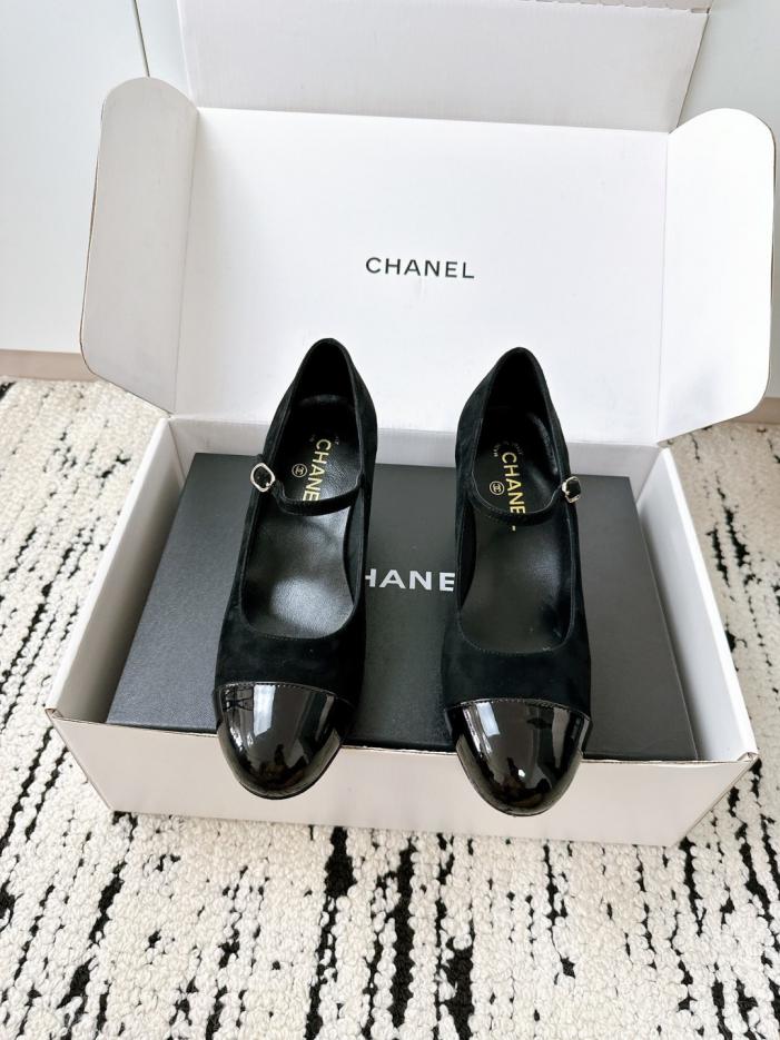repliche,replica,perfette,siti di,affidabili,migliori siti,dove comprare,1:1,scarpe da ginnastica Scarpe con tacco Chanel di alta qualità con perle (00S1G) acquistate direttamente dal sito ufficiale (qualità del rivenditore). repliche,replica,perfette,siti di,affidabili,migliori siti,dove comprare,1:1,scarpe da ginnastica Scarpe con tacco Chanel di alta qualità con perle (00S1G) acquistate direttamente dal sito ufficiale (qualità del rivenditore).