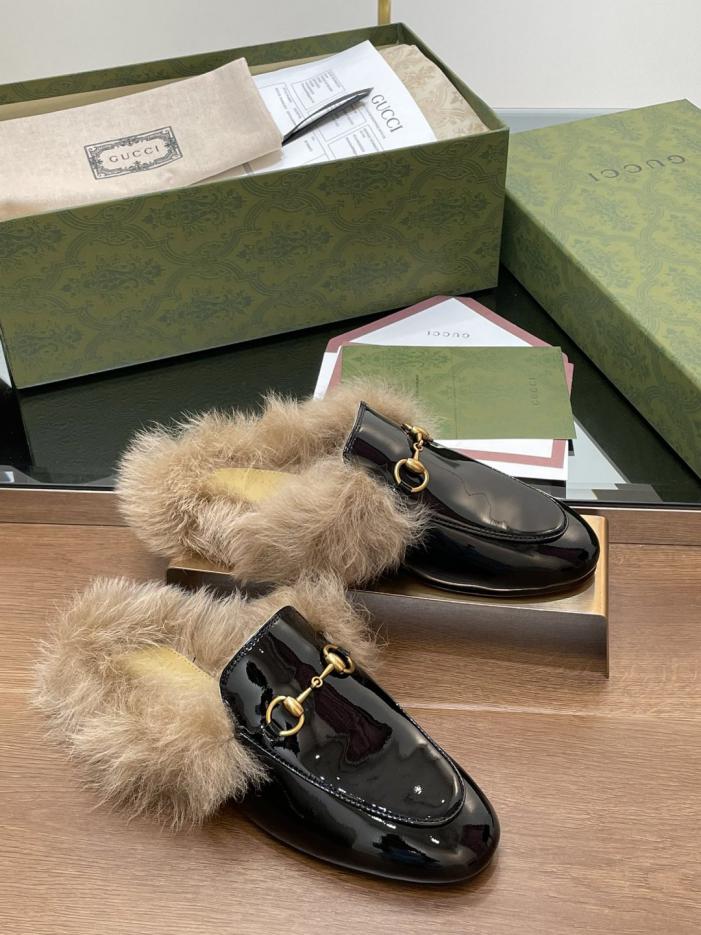 repliche,replica,perfette,siti di,affidabili,migliori siti,dove comprare,1:1,scarpe da ginnastica Mocassini classici di alta gamma Gucci (OFWMB) repliche,replica,perfette,siti di,affidabili,migliori siti,dove comprare,1:1,scarpe da ginnastica Mocassini classici di alta gamma Gucci (OFWMB)