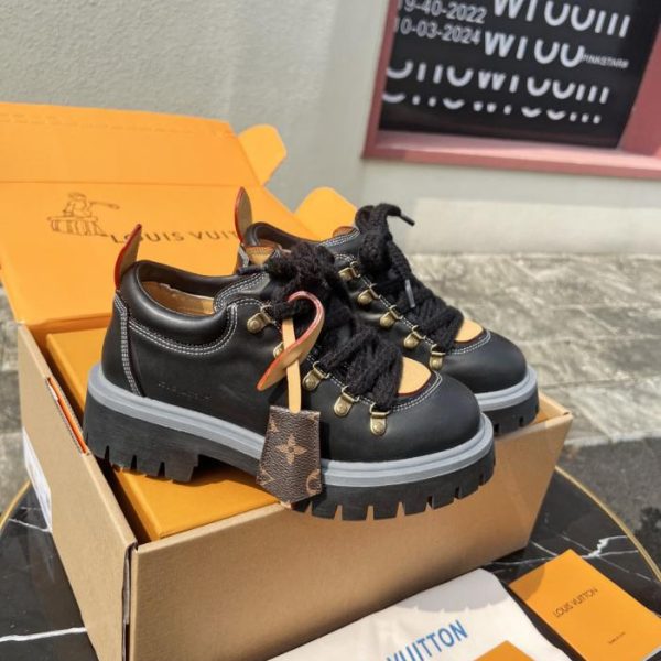 repliche,replica,perfette,siti di,affidabili,migliori siti,dove comprare,1:1,scarpe da ginnastica Nuovi arrivi autunno/inverno Louis Vuitton: scarpe derby da trekking con lacci LV Remix di alta gamma (AWEWL)