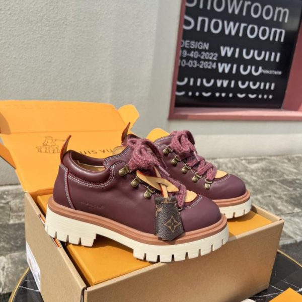 repliche,replica,perfette,siti di,affidabili,migliori siti,dove comprare,1:1,scarpe da ginnastica Novità autunno/inverno Louis Vuitton: scarpe derby da trekking con lacci LV Remix di alta gamma (MAWI8)