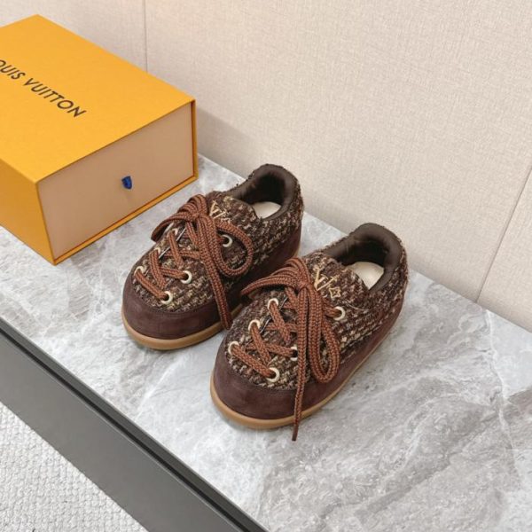 repliche,replica,perfette,siti di,affidabili,migliori siti,dove comprare,1:1,scarpe da ginnastica L’ultima collezione di LOUIS VUITTON presentata in passerella, le YETI Chubby Loafers (KV1IQ), sono adorabilmente brutte.