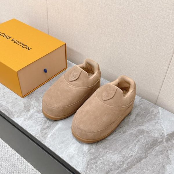 repliche,replica,perfette,siti di,affidabili,migliori siti,dove comprare,1:1,scarpe da ginnastica L’ultima collezione di LOUIS VUITTON presentata in passerella, le scarpe YETI Chubby Bread (T8J26), sono adorabilmente brutte.