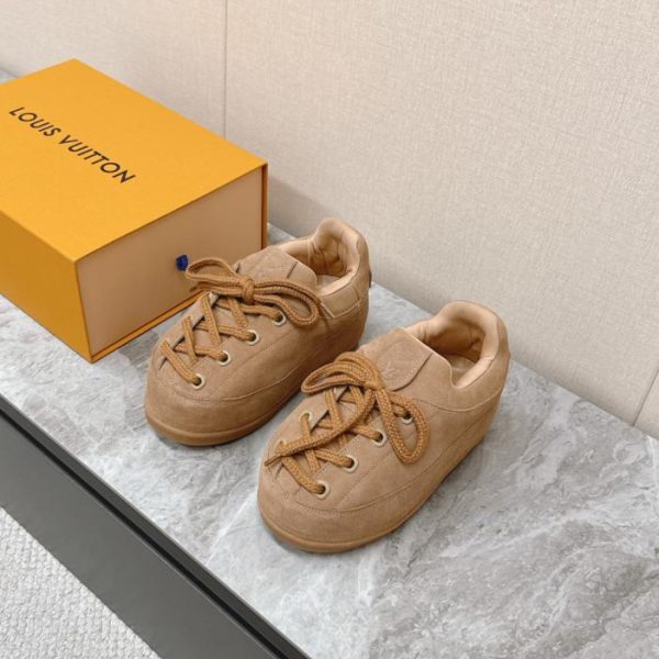 repliche,replica,perfette,siti di,affidabili,migliori siti,dove comprare,1:1,scarpe da ginnastica L’ultima collezione di LOUIS VUITTON presentata in passerella, i mocassini YETI Chubby (TYXJ4), sono adorabilmente brutti.