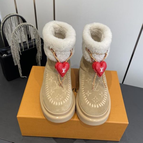 repliche,replica,perfette,siti di,affidabili,migliori siti,dove comprare,1:1,scarpe da ginnastica La nuova collezione da sci di Louis Vuitton comprende gli scarponi da neve (HROKJ).