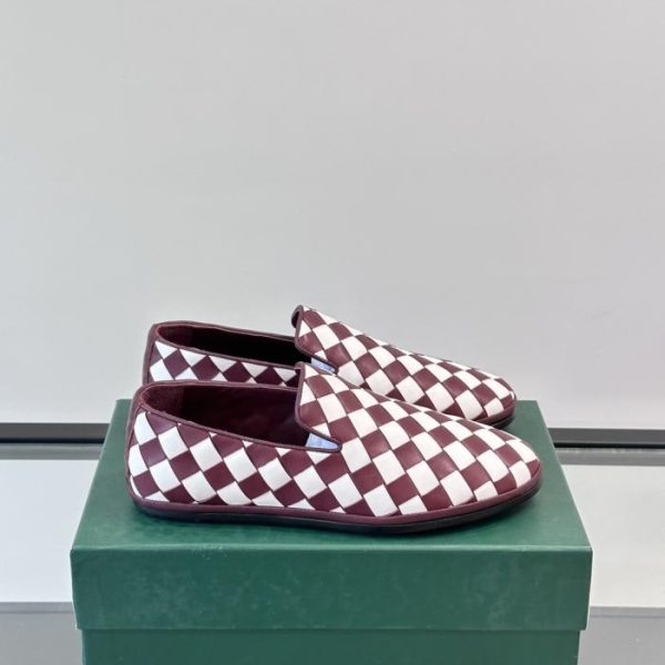 repliche,replica,perfette,siti di,affidabili,migliori siti,dove comprare,1:1,scarpe da ginnastica Contatore / Nuovi mocassini casual slip-on da uomo BV con suola in vera pelle, realizzati in morbida pelle di vitello e intrecciati a mano (CFHZX).
