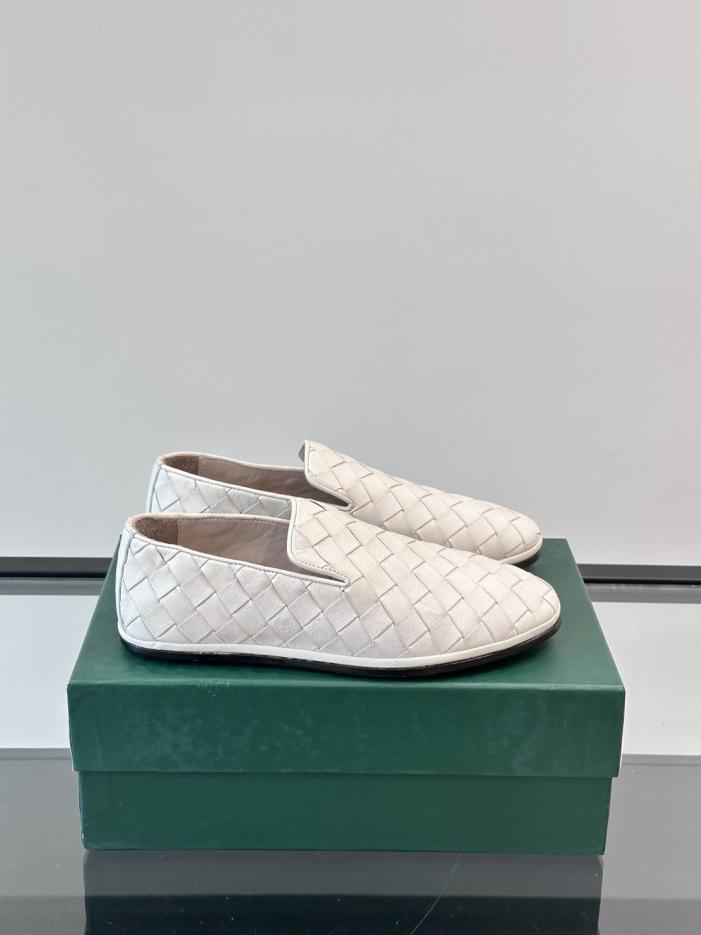repliche,replica,perfette,siti di,affidabili,migliori siti,dove comprare,1:1,scarpe da ginnastica Contatore / Nuovi mocassini casual slip-on da uomo BV con suola in vero cuoio, realizzati in morbida pelle di vitello e intrecciati a mano (FUCRO).