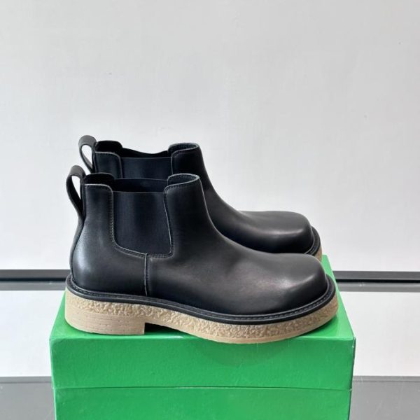 repliche,replica,perfette,siti di,affidabili,migliori siti,dove comprare,1:1,scarpe da ginnastica Contatore / Stivaletti Chelsea Haddock di Bottega Veneta per coppie, in pelle scamosciata (4RY0A)
