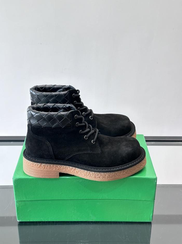 repliche,replica,perfette,siti di,affidabili,migliori siti,dove comprare,1:1,scarpe da ginnastica Contatore / Stivali da lavoro Bottega Veneta W24 color Saturno, materiale scamosciato (Y5K4Y)