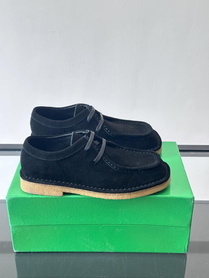 repliche,replica,perfette,siti di,affidabili,migliori siti,dove comprare,1:1,scarpe da ginnastica Contatore / Scarpe Derby da uomo Bottega Veneta con suola sottile, in pelle scamosciata di alta qualità (U5USF)