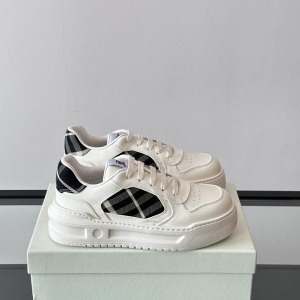 repliche,replica,perfette,siti di,affidabili,migliori siti,dove comprare,1:1,scarpe da ginnastica Contatore / Sneakers basse classiche da uomo Burberry (164AE)