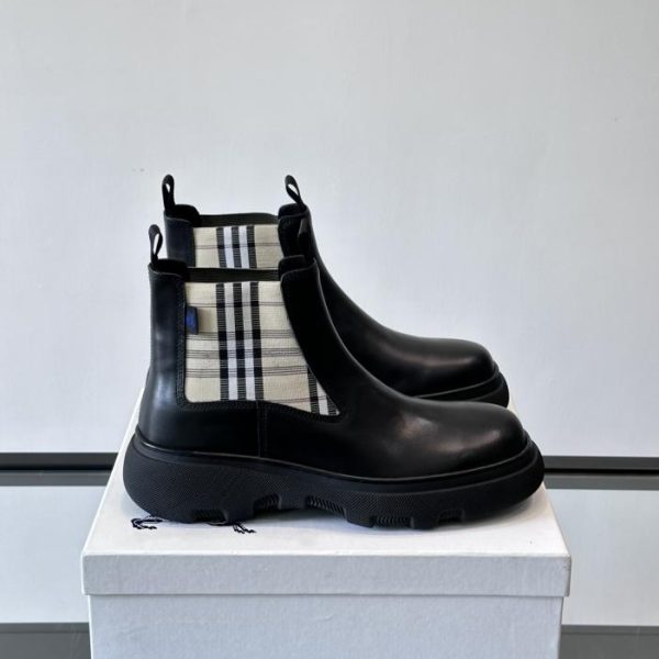 repliche,replica,perfette,siti di,affidabili,migliori siti,dove comprare,1:1,scarpe da ginnastica Contatore / Stivaletti Chelsea alti da uomo Burberry (FVJN4) di alta gamma per l’autunno/inverno.