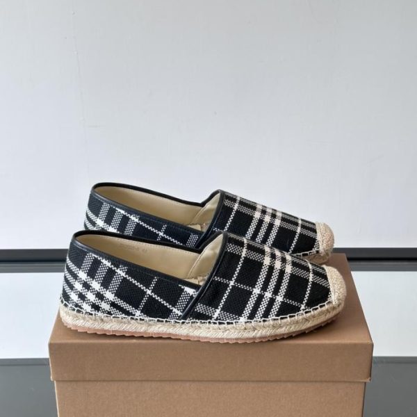 repliche,replica,perfette,siti di,affidabili,migliori siti,dove comprare,1:1,scarpe da ginnastica Contatore / Scarpe slip-on da uomo Burberry in tela a quadri, classico motivo a quadri vintage (F3R12)