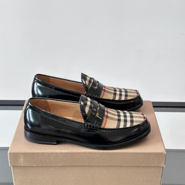 repliche,replica,perfette,siti di,affidabili,migliori siti,dove comprare,1:1,scarpe da ginnastica Contatore / Scarpe eleganti da uomo in vera pelle Burberr (QHSHY)