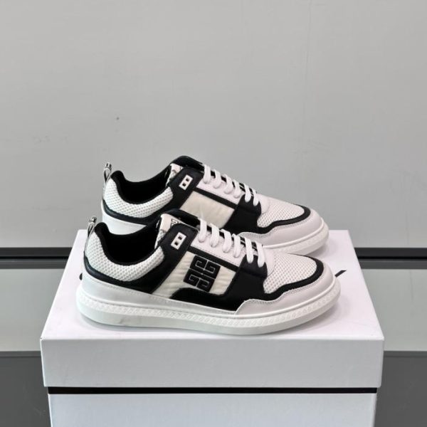 repliche,replica,perfette,siti di,affidabili,migliori siti,dove comprare,1:1,scarpe da ginnastica Contatore / Sneakers basse casual da uomo GIVENCHY, in pelle pieno fiore, logo 4G ricamato sulla linguetta (XKXSC)