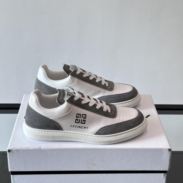 repliche,replica,perfette,siti di,affidabili,migliori siti,dove comprare,1:1,scarpe da ginnastica Contatore / Sneakers basse casual da uomo GIVENCHY, pelle bovina pieno fiore, logo 4G in rilievo sulla linguetta (7KQVM)