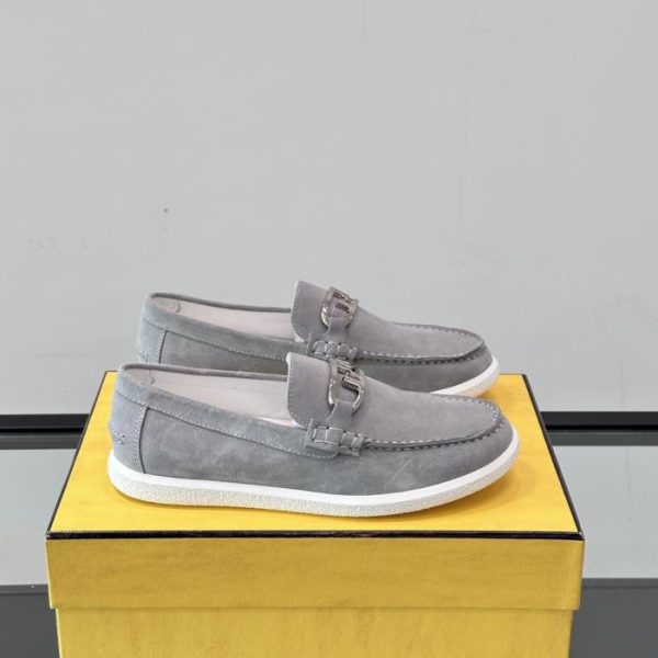 repliche,replica,perfette,siti di,affidabili,migliori siti,dove comprare,1:1,scarpe da ginnastica Contatore / Scarpe eleganti e casual in pelle da uomo Fendi di alta gamma (9UWNI)