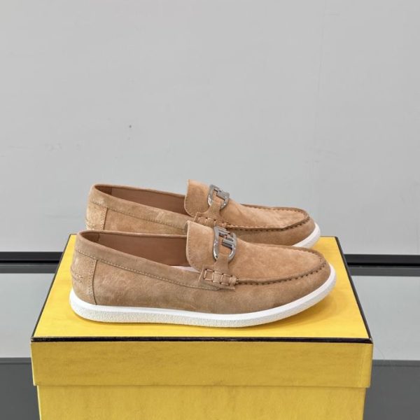 repliche,replica,perfette,siti di,affidabili,migliori siti,dove comprare,1:1,scarpe da ginnastica Contatore / Scarpe eleganti e casual in pelle da uomo Fendi di alta gamma (QNUR9)