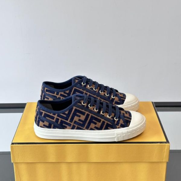 repliche,replica,perfette,siti di,affidabili,migliori siti,dove comprare,1:1,scarpe da ginnastica Contatore / Scarpe in tela Fendi primavera/estate 2025, scarpe casual, scarpe color biscotto, scarpe da coppia, tomaia in tela con monogramma FF classico (XNK28)