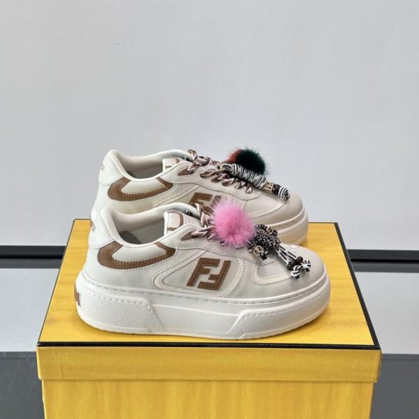 repliche,replica,perfette,siti di,affidabili,migliori siti,dove comprare,1:1,scarpe da ginnastica Contatore / Scarpe casual da donna Fendi Match (YYVQU)