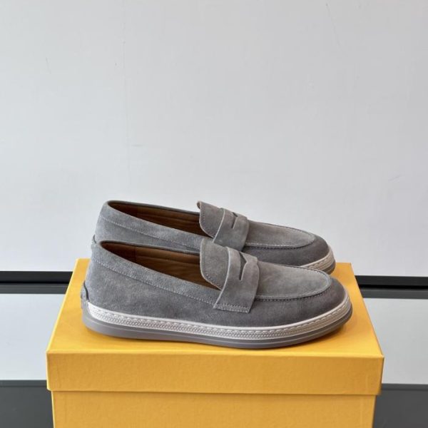 repliche,replica,perfette,siti di,affidabili,migliori siti,dove comprare,1:1,scarpe da ginnastica Contatore / Nuovi mocassini da uomo TOD’S in pelle FTELH.