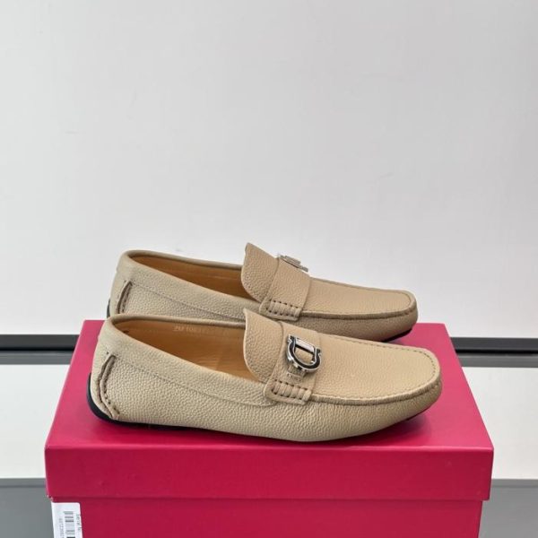 repliche,replica,perfette,siti di,affidabili,migliori siti,dove comprare,1:1,scarpe da ginnastica Contatore / Scarpe casual in pelle da uomo di alta qualità Ferragamo (Q7ZSL)