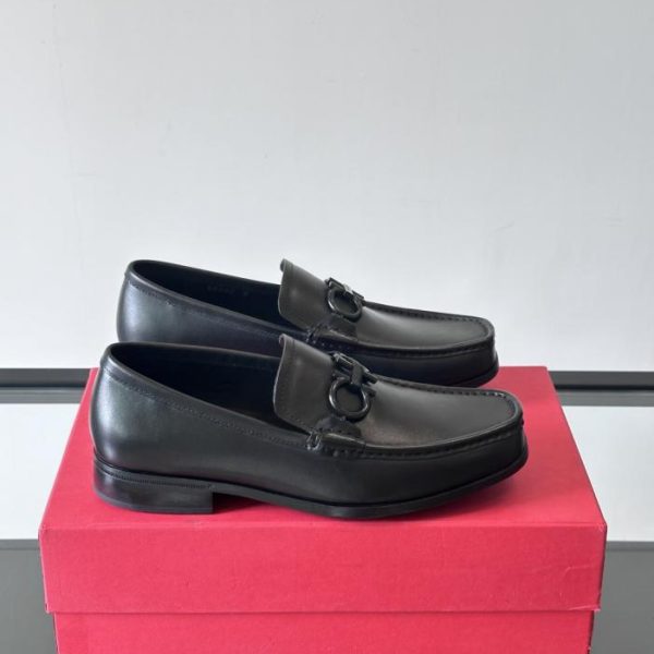 repliche,replica,perfette,siti di,affidabili,migliori siti,dove comprare,1:1,scarpe da ginnastica Contatore / Scarpe casual in pelle da uomo di alta qualità Ferragamo (AO1T3)