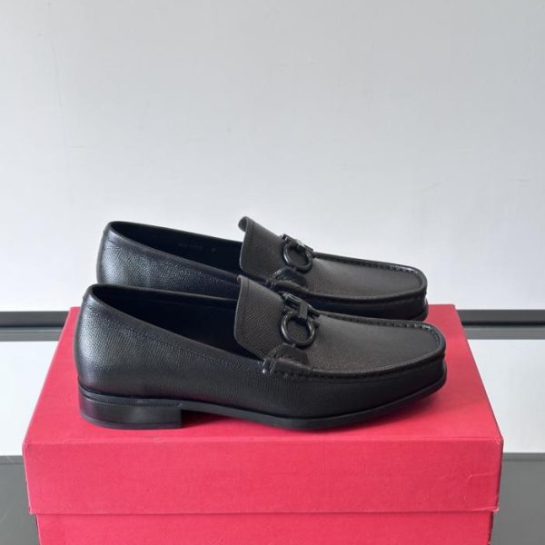 repliche,replica,perfette,siti di,affidabili,migliori siti,dove comprare,1:1,scarpe da ginnastica Contatore / Scarpe casual in pelle da uomo di alta qualità Ferragamo (RF5XQ)