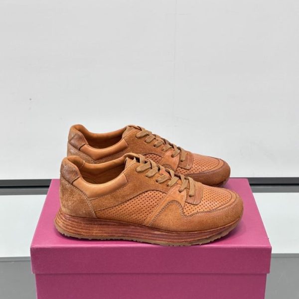repliche,replica,perfette,siti di,affidabili,migliori siti,dove comprare,1:1,scarpe da ginnastica Contatore / Scarpe artigianali in edizione speciale Ferragamo, in pelle di cavallo lavata, dal design innovativo e alla moda (KCIB2).