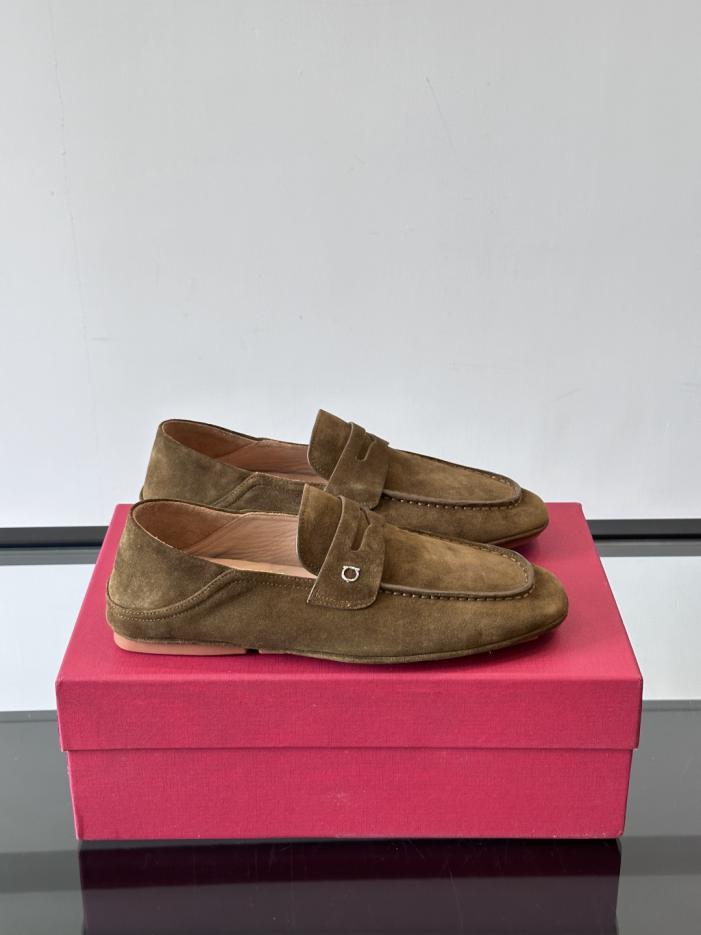 repliche,replica,perfette,siti di,affidabili,migliori siti,dove comprare,1:1,scarpe da ginnastica Contatore / Le nuove scarpe da guida da uomo di Ferragamo (GS6SC) repliche,replica,perfette,siti di,affidabili,migliori siti,dove comprare,1:1,scarpe da ginnastica Contatore / Le nuove scarpe da guida da uomo di Ferragamo (GS6SC)
