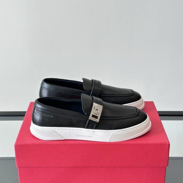 repliche,replica,perfette,siti di,affidabili,migliori siti,dove comprare,1:1,scarpe da ginnastica Contatore / Le nuove scarpe da passeggio urbane in pelle scamosciata di Ferragamo (QF8WE)