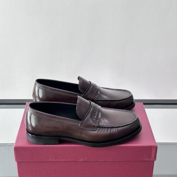 repliche,replica,perfette,siti di,affidabili,migliori siti,dove comprare,1:1,scarpe da ginnastica Contatore / Scarpe casual da uomo in pelle Ferragamo (JMO0Q)