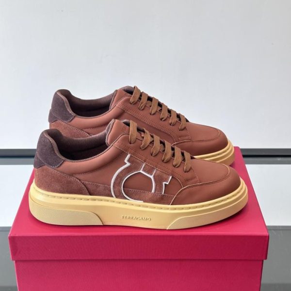 repliche,replica,perfette,siti di,affidabili,migliori siti,dove comprare,1:1,scarpe da ginnastica Contatore / Sneakers basse da uomo Ferragamo Gancini (MZQRX)