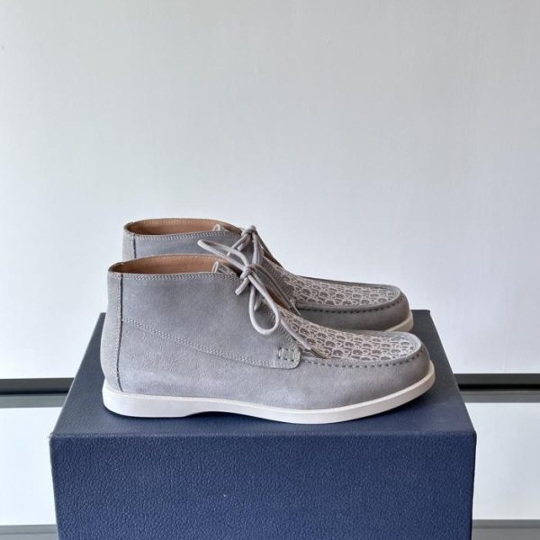 repliche,replica,perfette,siti di,affidabili,migliori siti,dove comprare,1:1,scarpe da ginnastica Contatore / Nuovi stivaletti casual da uomo Dior, realizzati in pelle nabuk pieno fiore con impunture a mano (B2AXV).