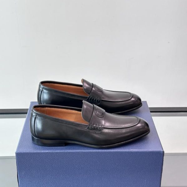 repliche,replica,perfette,siti di,affidabili,migliori siti,dove comprare,1:1,scarpe da ginnastica Contatore / Scarpe eleganti in pelle da uomo Dior (taglia 38. (DYU4K))