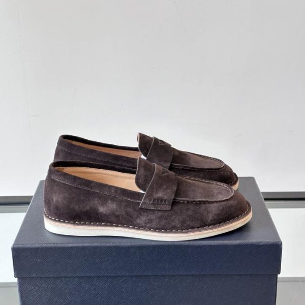 repliche,replica,perfette,siti di,affidabili,migliori siti,dove comprare,1:1,scarpe da ginnastica Contatore / Sneakers casual basse con plateau da uomo Prada in pelle di vitello scamosciata (4G0UH)