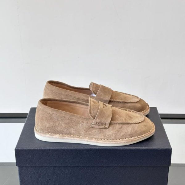 repliche,replica,perfette,siti di,affidabili,migliori siti,dove comprare,1:1,scarpe da ginnastica Contatore / Sneakers basse casual con plateau da uomo Prada in pelle di vitello scamosciata (X9NR0)