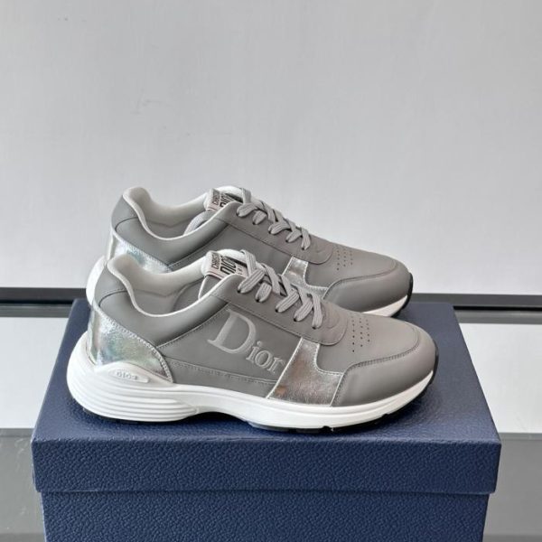 Contatore / Le nuove scarpe sportive casual, le scarpe da corsa e le sneakers chunky di Christian Dior Chrono (MIFG1)