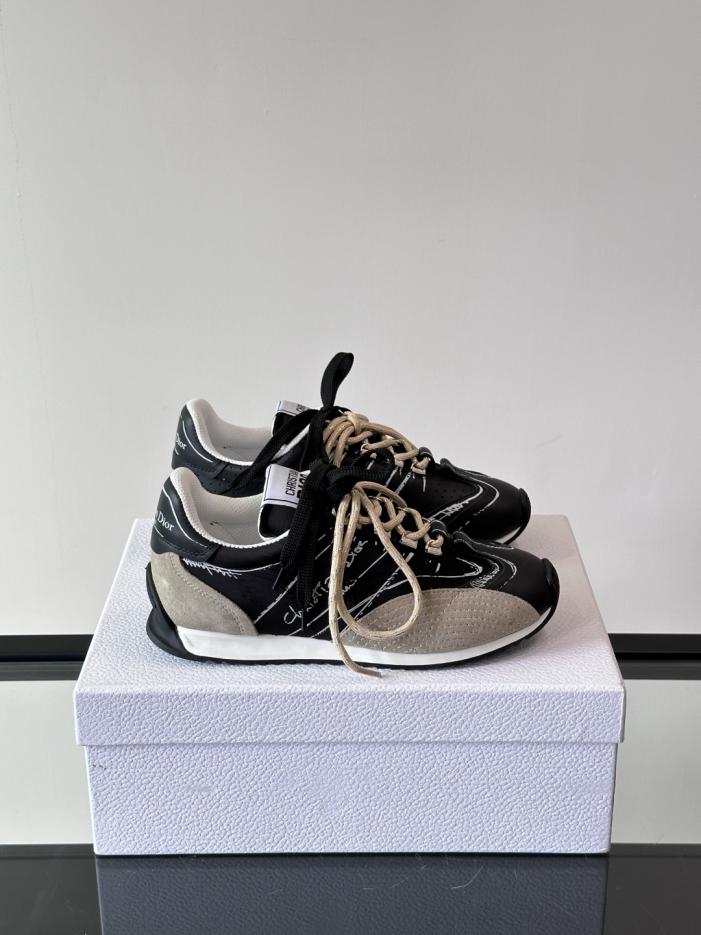 repliche,replica,perfette,siti di,affidabili,migliori siti,dove comprare,1:1,scarpe da ginnastica Contatore / Nuove sneakers Dior D-Sketch (G5DH4) repliche,replica,perfette,siti di,affidabili,migliori siti,dove comprare,1:1,scarpe da ginnastica Contatore / Nuove sneakers Dior D-Sketch (G5DH4)