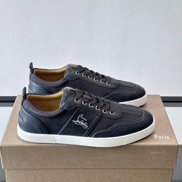repliche,replica,perfette,siti di,affidabili,migliori siti,dove comprare,1:1,scarpe da ginnastica Contatore / Scarpe casual basse classiche da uomo Christian Louboutin con suola rossa (2LQ7E)