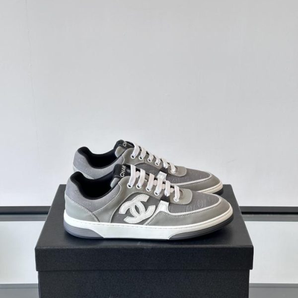 repliche,replica,perfette,siti di,affidabili,migliori siti,dove comprare,1:1,scarpe da ginnastica Contatore / Le nuove scarpe sportive casual da uomo SLTVM di Chanel
