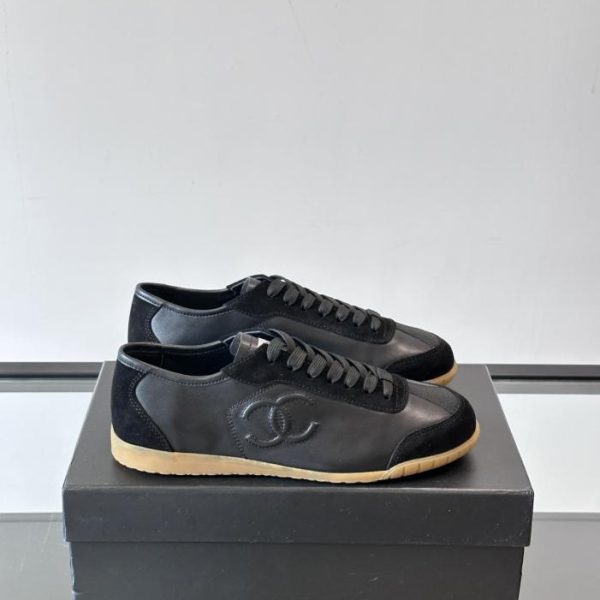 repliche,replica,perfette,siti di,affidabili,migliori siti,dove comprare,1:1,scarpe da ginnastica Contatore / Le nuove scarpe sportive e casual da uomo di Chanel (ZRUWU)