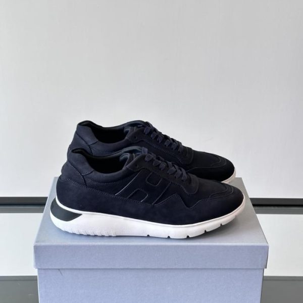 repliche,replica,perfette,siti di,affidabili,migliori siti,dove comprare,1:1,scarpe da ginnastica Contatore / Le nuove sneakers basse da uomo di Hogan, serie 261, con logo “H” interamente in pelle (0ZGBB) sul lato esterno.