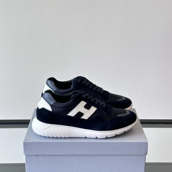 repliche,replica,perfette,siti di,affidabili,migliori siti,dove comprare,1:1,scarpe da ginnastica Contatore / Le nuove sneakers basse da uomo di Hogan, serie 261, con logo “H” interamente in pelle (SJZOR) sul lato esterno.