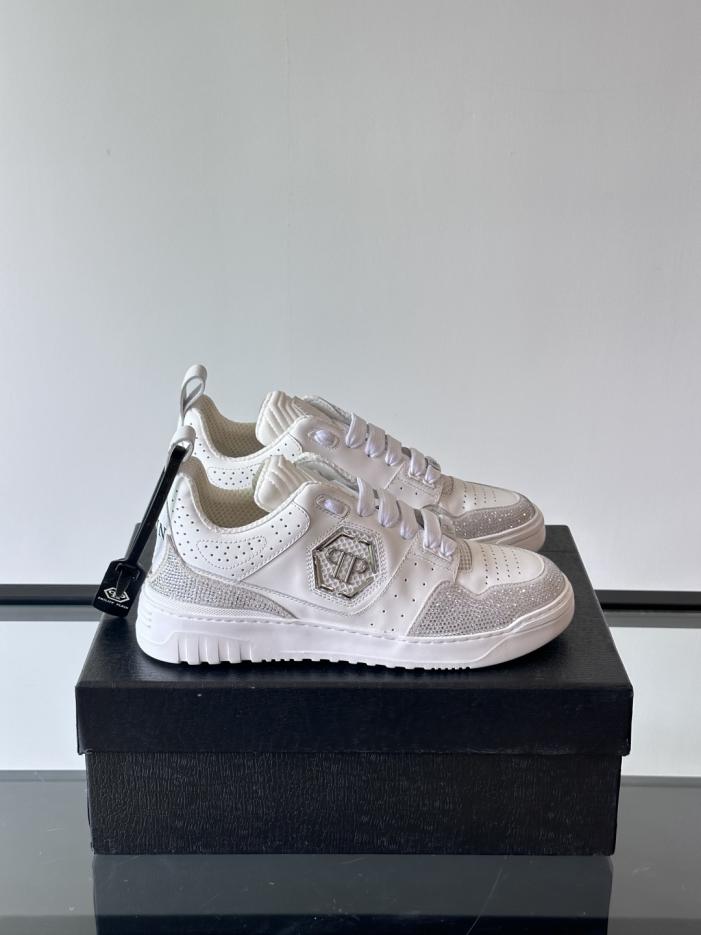 repliche,replica,perfette,siti di,affidabili,migliori siti,dove comprare,1:1,scarpe da ginnastica Contatore / PHILIPP PLEIN, marchio tedesco di streetwear, sneakers basse da uomo con decorazioni in strass e pelle di vacchetta lucida (9I80C)