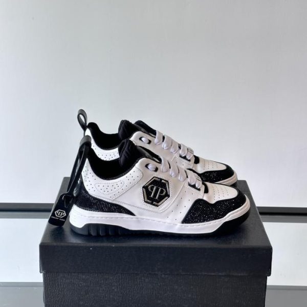 Contatore / PHILIPP PLEIN, marchio tedesco di streetwear, sneakers basse da uomo con decorazioni in strass e pelle di vacchetta lucida (S1TLT)