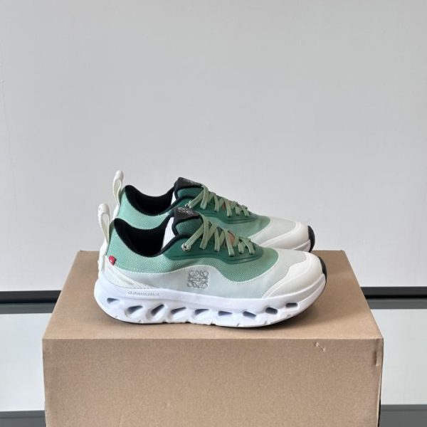 repliche,replica,perfette,siti di,affidabili,migliori siti,dove comprare,1:1,scarpe da ginnastica Contatore / Scarpe sportive e casual leggere da coppia LOEWE x ON Cloudtilt (85HMV)