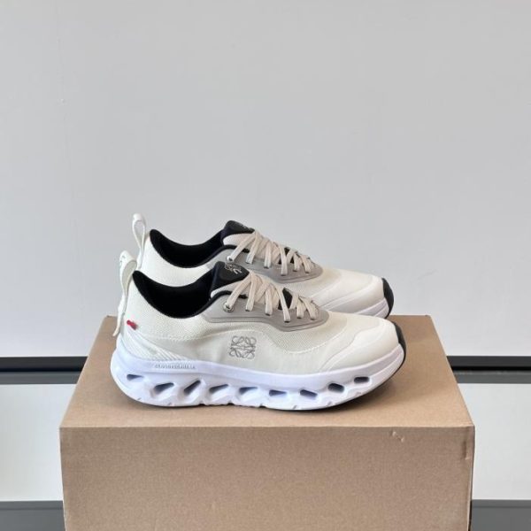 repliche,replica,perfette,siti di,affidabili,migliori siti,dove comprare,1:1,scarpe da ginnastica Contatore / Scarpe sportive e casual leggere da coppia LOEWE x ON Cloudtilt (Q4GI0)