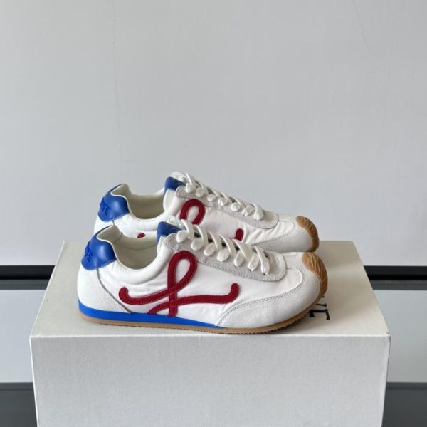 repliche,replica,perfette,siti di,affidabili,migliori siti,dove comprare,1:1,scarpe da ginnastica Contatore / Le nuove sneakers Ballet Runner 2.0 di LOEWE (UDI0N)